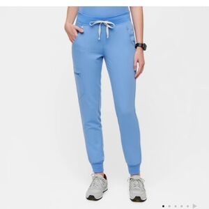 Figs - Zamora jogger Scrub pants, Ceil Blue size Small/Tall